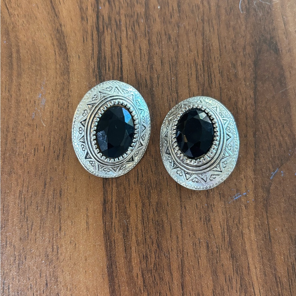 Elegant Black and Gold Oval Clip On Earrings